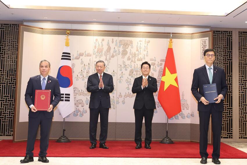 Phó Thống đốc Đoàn Thái Sơn tham gia đoàn Tổng Bí thư Tô Lâm thăm cấp Nhà nước tới Hàn Quốc 