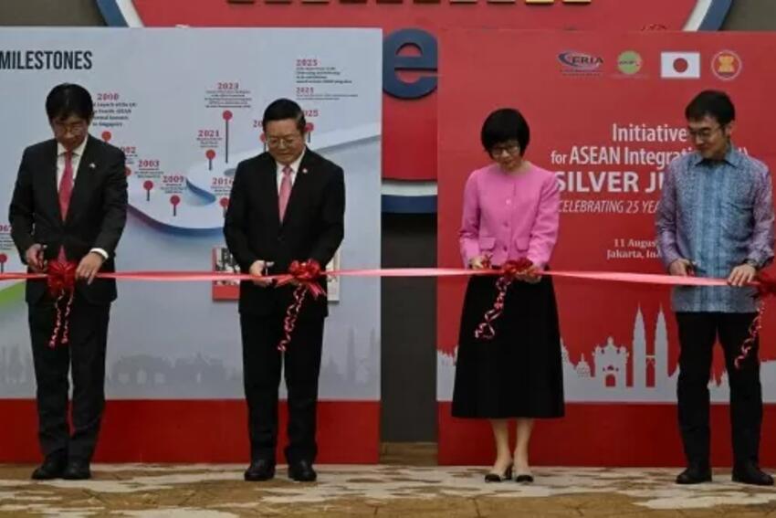 Tọa đàm và Triển lãm kỷ niệm 25 năm Sáng kiến hội nhập ASEAN