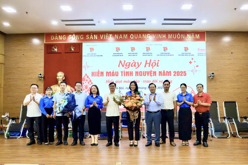 Đoàn Thanh niên Ban Chính sách, chiến lược Trung ương tổ chức  Chương trình Ngày hội hiến máu tình nguyện năm 2025