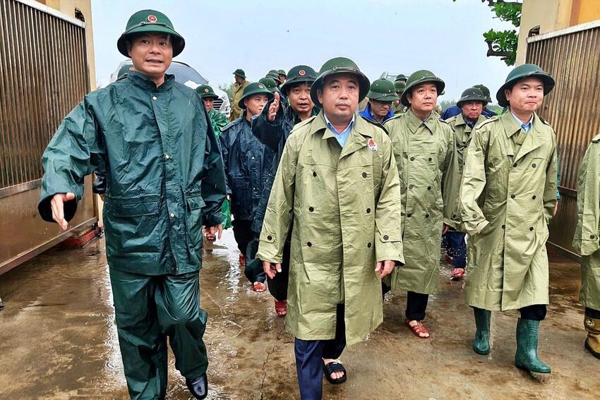 Quyền Bộ trưởng Trần Đức Thắng: Không để bất ngờ trước diễn biến cực đoan của bão số 3