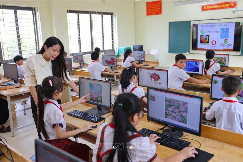 Tiến tới Đại hội XIV của Đảng: Nổi bật từ khóa 'vì nhân dân'