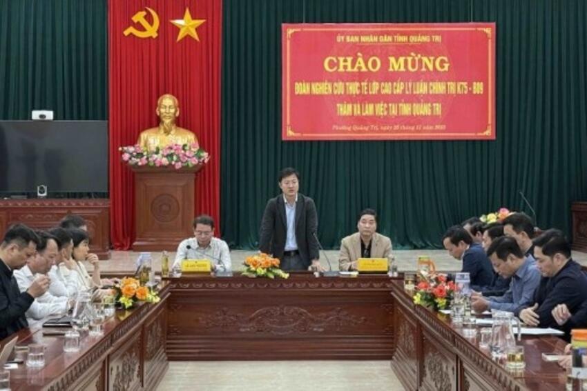 Hành trình học tập, tri ân và sẻ chia trên mảnh đất Quảng Trị anh hùng