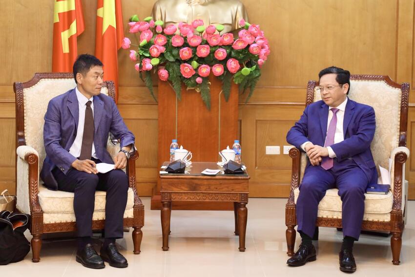 Tiếp tục trao đổi thông tin với Trung tâm Hợp tác Quốc tế Nhật Bản