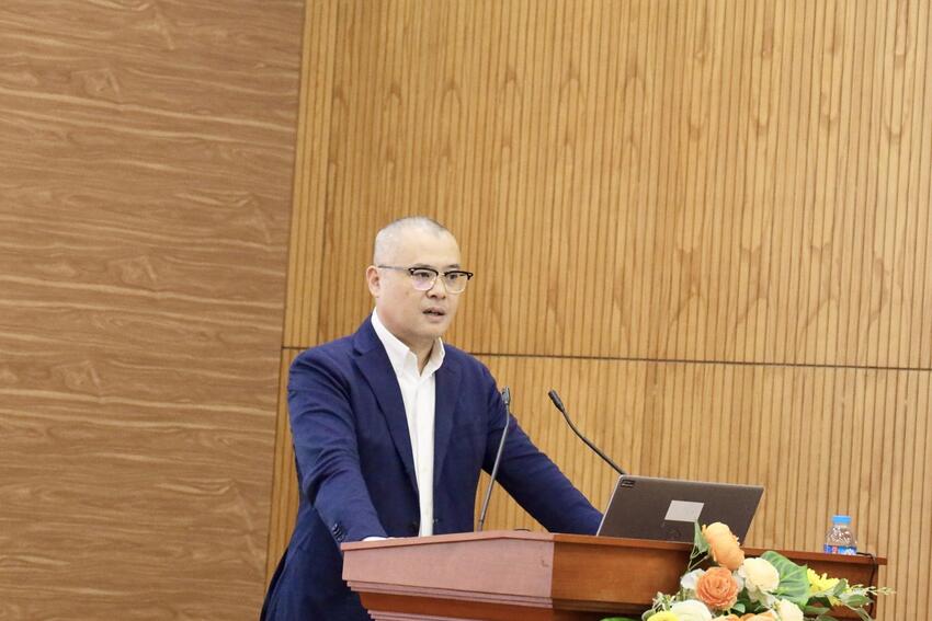 Hội thảo "Khung khổ pháp lý và chính sách về thương mại hóa quyền sở hữu trí tuệ - động lực tăng trưởng kinh tế mới"