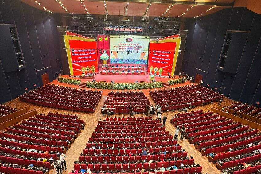 Khai mạc Đại hội đại biểu Đảng bộ Chính phủ lần thứ I, nhiệm kỳ 2025 - 2030                                                                                         13/10/2025 12:37                                                 -
