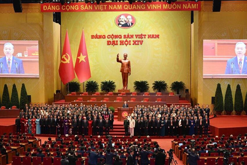 Chỉ thị của Bộ Chính trị về nghiên cứu, học tập, quán triệt, tuyên truyền và triển khai thực hiện Nghị quyết Đại hội đại biểu toàn quốc lần thứ XIV của Đảng