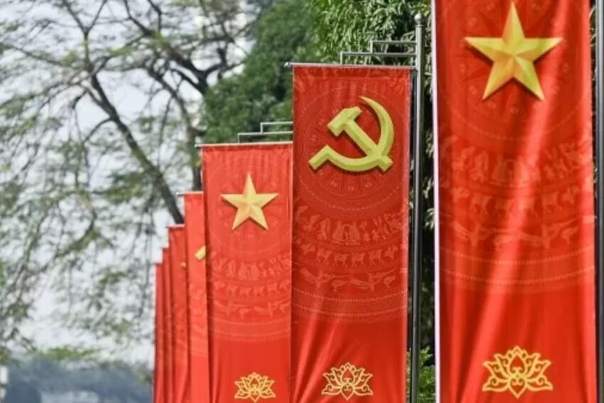 Góp ý kiến vào dự thảo các văn kiện trình Đại hội XIV của Đảng:   Thể hiện trách nhiệm, niềm tin, khát vọng xây dựng và phát triển đất nước