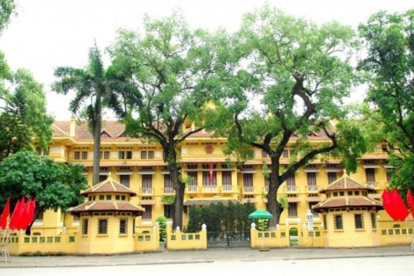 Lấy ý kiến về Dự thảo 'Thông tư Quy định về chế độ báo cáo định kỳ thuộc phạm vi quản lý nhà nước của Bộ Ngoại giao'