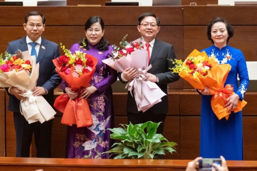 Quốc hội phê chuẩn bà Phạm Thị Thanh Trà và ông Hồ Quốc Dũng làm Phó Thủ tướng Chính phủ                                                                                         25/10/2025 11:30                                                 -