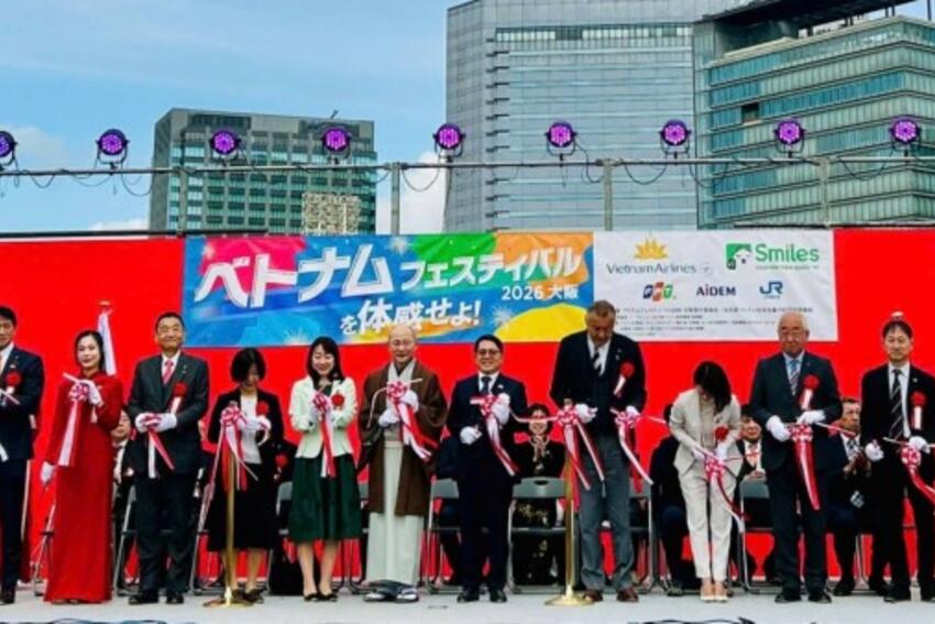 Hương vị, âm thanh và nụ cười tỏa sáng Lễ hội Việt Nam tại Osaka