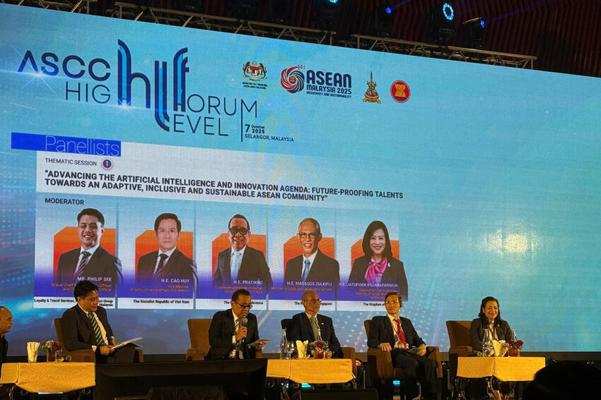 Thứ trưởng Cao Huy tham dự Diễn đàn Cấp cao Cộng đồng Văn hóa – Xã hội ASEAN (ASCC)                                                                                         07/10/2025 15:22                                                 -