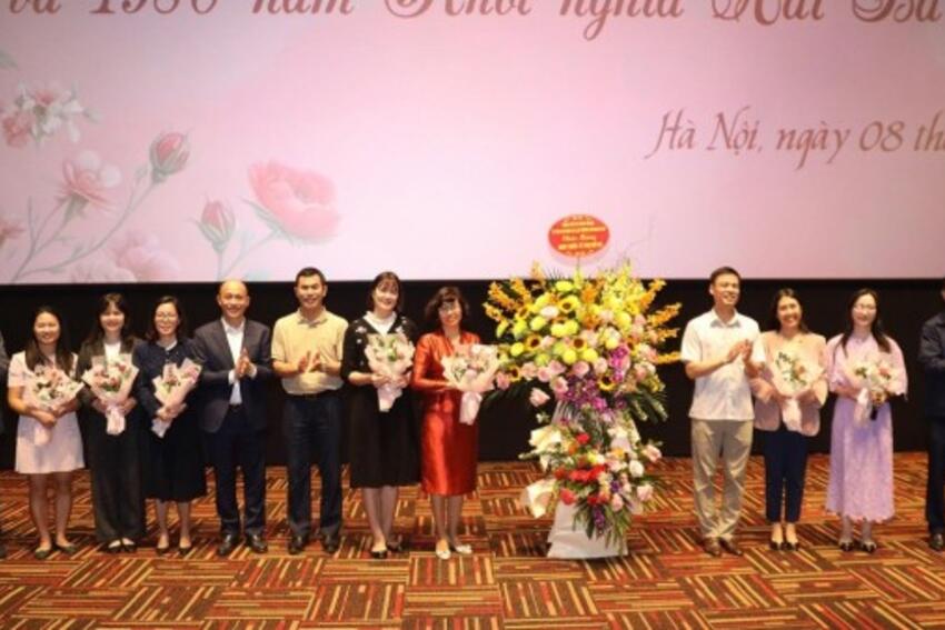 Bộ Ngoại giao gặp mặt chào mừng Ngày quốc tế phụ nữ 8/3