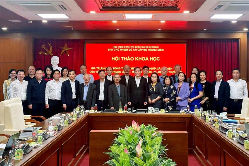 Hội thảo khoa học: “Giá trị phương Đông trong mô hình chủ nghĩa xã hội hiện thực của Việt Nam và Trung Quốc – Một số vấn đề lý luận và thực tiễn”