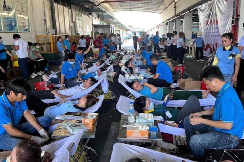 350 cán bộ, công nhân viên công ty giày ở Đồng Nai hiến máu cứu người