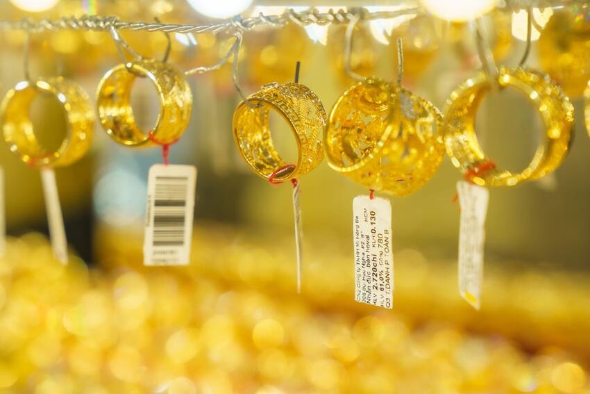 Giá vàng SJC lập kỷ lục 125,4 triệu đồng dù Fed kiềm đà tăng của vàng thế giới