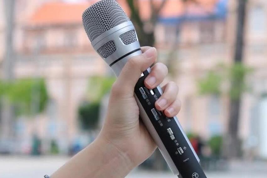 Tăng cường kiểm soát, xử lý vi phạm trong sử dụng micro không dây