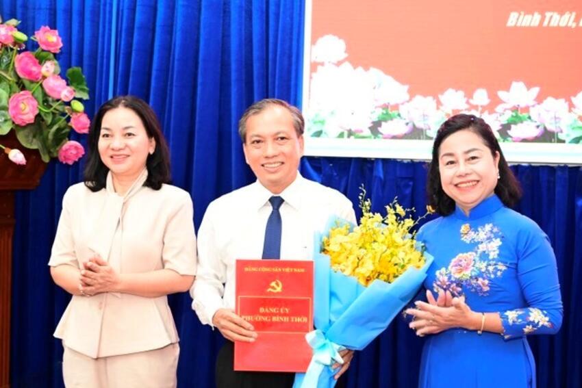 Ban Thường vụ Thành ủy TPHCM công bố quyết định cán bộ tại phường Bình Thới