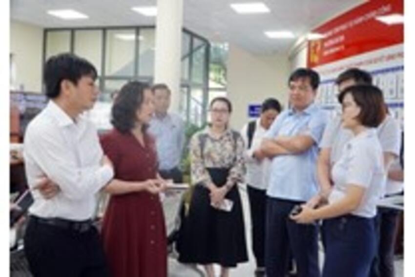 Xã Long Điền và phường Bà Rịa: Tỷ lệ giải quyết hồ sơ trực tuyến cao, không để trễ hẹn