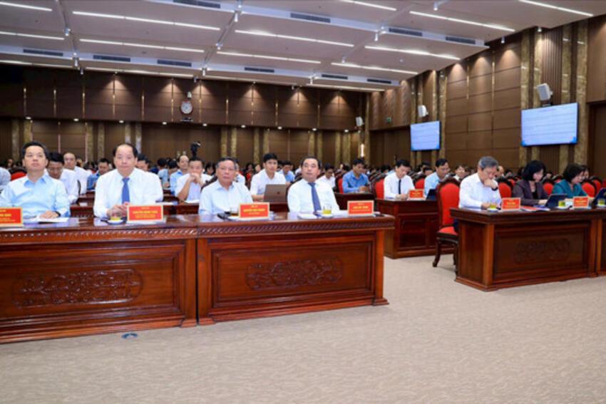 Hà Nội ban hành quy định về nghiên cứu, học tập và triển khai nghị quyết