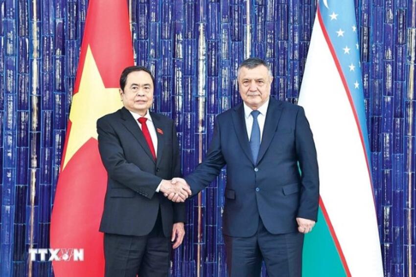 Chủ tịch Quốc hội Trần Thanh Mẫn hội đàm với Chủ tịch Hạ viện Quốc hội Uzbekistan