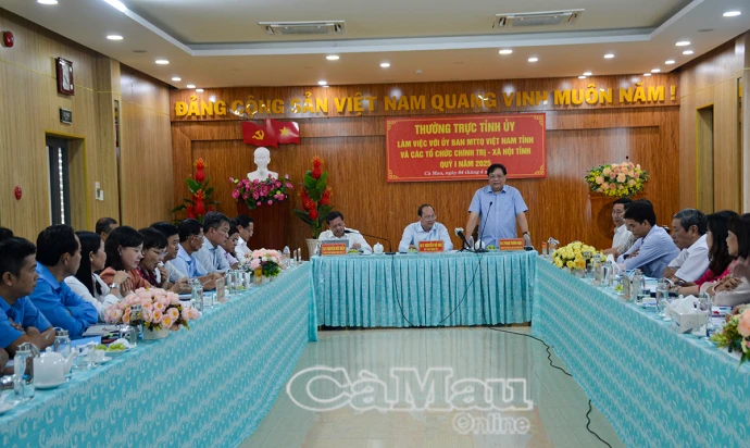 Thường trực Tỉnh uỷ làm việc với Uỷ ban MTTQ Việt Nam tỉnh