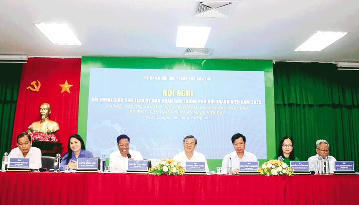 Ðồng chí Trương Cảnh Tuyên, Phó Bí thư Thành ủy, Chủ tịch UBND TP Cần Thơ:  Thanh niên phải đi đầu trong đổi mới sáng tạo và chuyển đổi số, đóng góp vào sự phát triển của thành phố