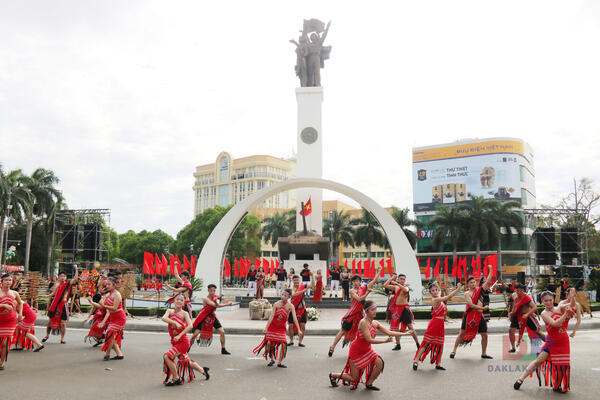 Đắk Lắk đón 700.000 lượt khách du lịch trong 3 tháng đầu năm 2025