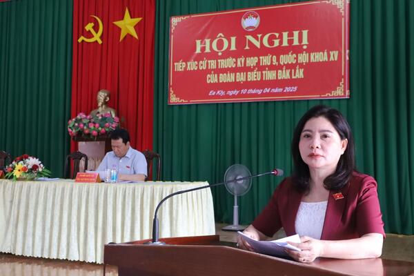 Đoàn Đại biểu Quốc hội tỉnh Đắk Lắk tiếp xúc cử tri huyện Krông Pắc