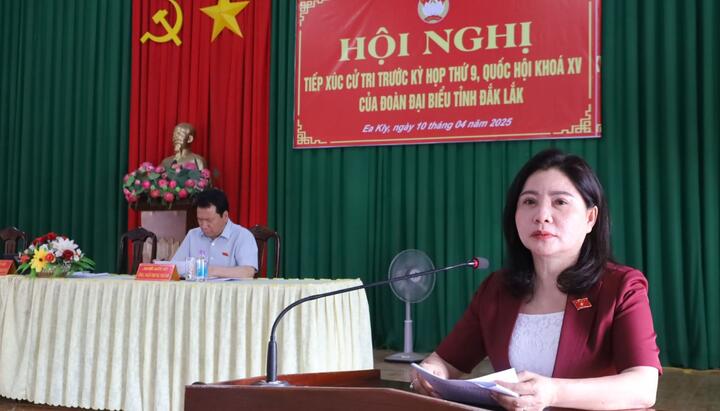 Đoàn Đại biểu Quốc hội tỉnh Đắk Lắk tiếp xúc cử tri huyện Krông Pắc