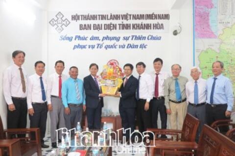 Chủ tịch UBND tỉnh Nguyễn Tấn Tuân thăm, chúc mừng Ban Đại diện Hội thánh Tin lành Việt Nam (miền Nam) tỉnh nhân dịp lễ Phục sinh