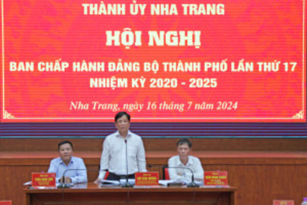 Hội nghị Thành ủy Nha Trang lần thứ 17