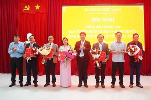 Công bố quyết định thành lập Ban Tuyên giáo và Dân vận Huyện uỷ Phú Vang