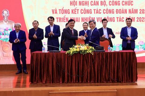 Hội nghị cán bộ, công chức và tổng kết công tác công đoàn năm 2024, triển khai nhiệm vụ công tác năm 2025