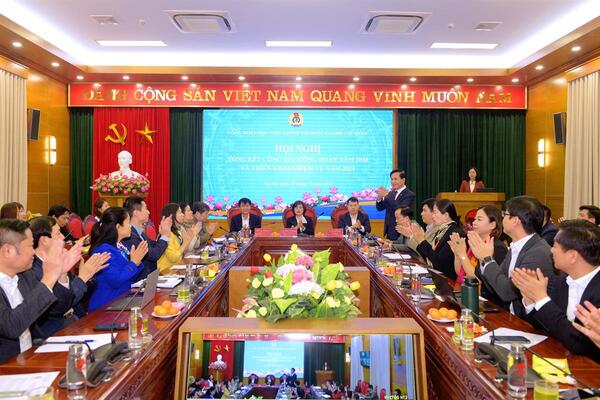 Hội nghị tổng kết công tác công đoàn năm 2024 và triển khai nhiệm vụ năm 2025