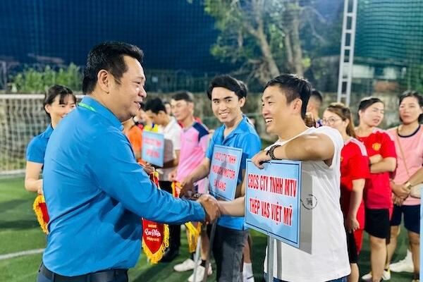 Công đoàn tổ chức chương trình “Công nhân sáng tạo, vững tin bước vào kỷ nguyên mới”