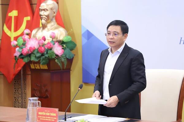 Tiếp tục đẩy mạnh chi trả chế độ BHXH không dùng tiền mặt