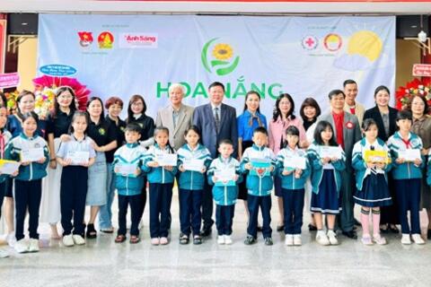 Lâm Đồng: Tiếp sức cho các em học sinh, thiếu nhi có hoàn cảnh khó khăn
