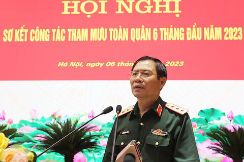 Thượng tướng Nguyễn Tân Cương chủ trì Hội nghị sơ kết công tác tham mưu toàn quân 6 tháng đầu năm 2023