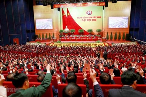 Chăm lo “cái gốc” cho Đảng