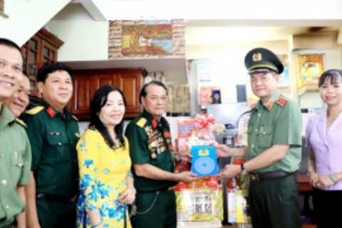 TP Hồ Chí Minh tri ân những người góp công giải phóng miền Nam, thống nhất đất nước