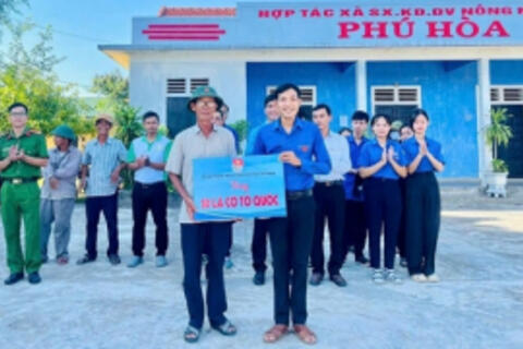 Chuyện về hai cán bộ Đoàn cấp xã vừa được Bộ trưởng Bộ Công an khen tặng