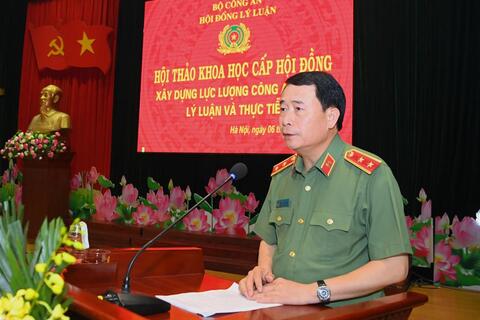 Xây dựng lực lượng Công an cơ sở - lý luận và thực tiễn