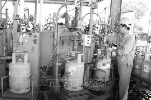 Thời điểm nước ta ra khỏi cuộc khủng hoảng kinh tế - xã hội nghiêm trọng