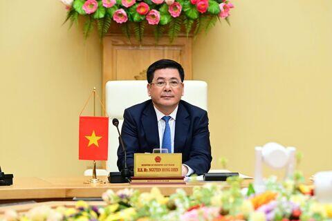 Bộ trưởng Bộ Công Thương, Trưởng đoàn đàm phán Chính phủ Nguyễn Hồng Diên điện đàm với Trưởng Đại diện Thương mại Hoa Kỳ Jamieson L. Greer