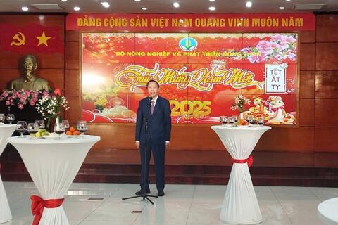Lãnh đạo Bộ gặp mặt chúc Tết cán bộ, công chức, viên chức và người lao động Xuân Ất Tỵ 2025