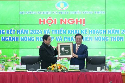 Thủ tướng Phạm Minh Chính tin tưởng ngành Nông nghiệp và Phát triển nông thôn sẽ đạt mục tiêu tăng trưởng 3,5-4% trong năm 2025