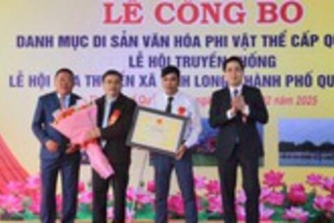 Quảng Ngãi: Đón nhận Bằng công nhận di sản văn hóa phi vật thể quốc gia Lễ hội đua thuyền xã Tịnh Long