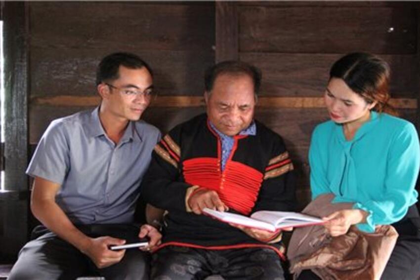 Những “điểm tựa” nơi đại ngàn Tây Nguyên: Phát huy vai trò Người có uy tín để “việc khó thành dễ” (Bài 2)