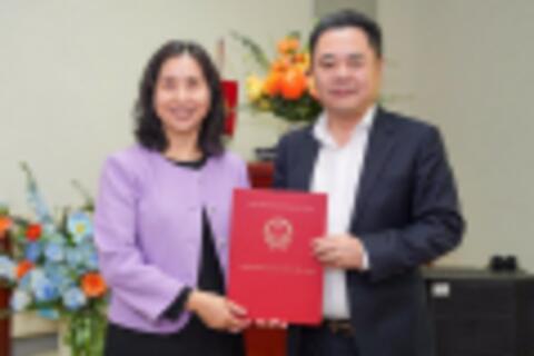Công bố quyết định giao Quyền Vụ trưởng Vụ Hợp tác quốc tế NHNN