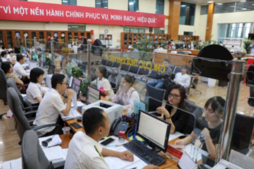 Kết luận của Bộ Chính trị, Ban Bí thư về thực hiện pháp luật về phân cấp, phân quyền, phân định thẩm quyền khi vận hành chính quyền địa phương 2 cấp